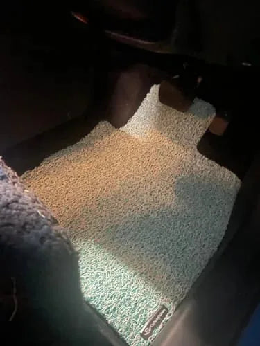 Mechelle G.’s Bondi Blue car mats installed in an MG 3